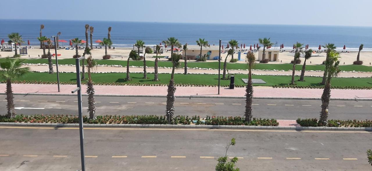 Hotel & Port Saïd