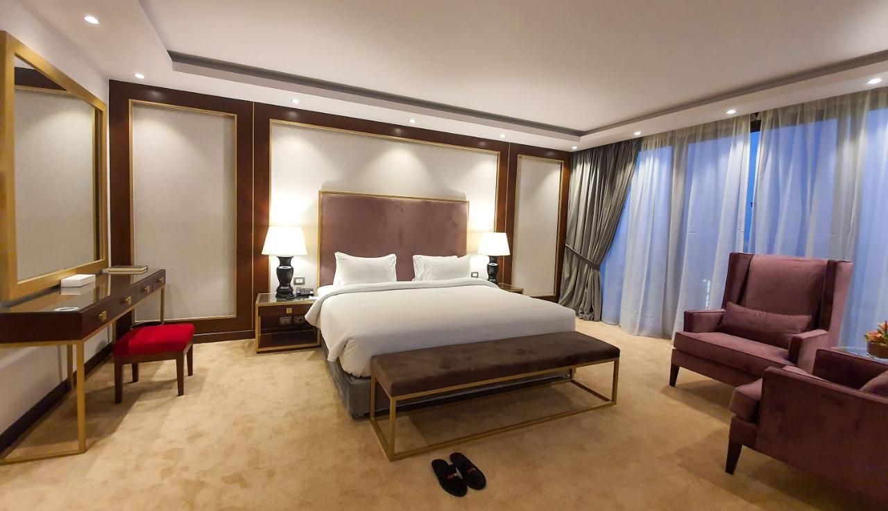 & 5* بورسعيد